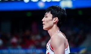 媒体人：徐杰看的是之前交过手的河村 但现在的河村恐已今非昔比